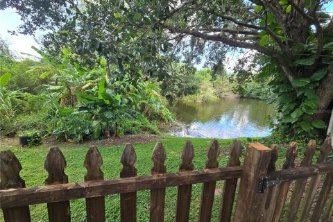 Casa en alquiler en Seffner, Florida, 2 dormitorios, 97.64 m2 № 1904981 - foto 16