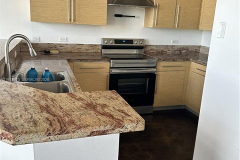 Copropriété à louer à Miami, Floride: 2 chambres, 114.64 m2 № 2047262 - photo 2