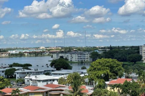 Copropriété à louer à Miami, Floride: 2 chambres, 114.64 m2 № 2047262 - photo 7