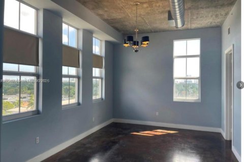 Copropriété à louer à Miami, Floride: 2 chambres, 114.64 m2 № 2047262 - photo 12