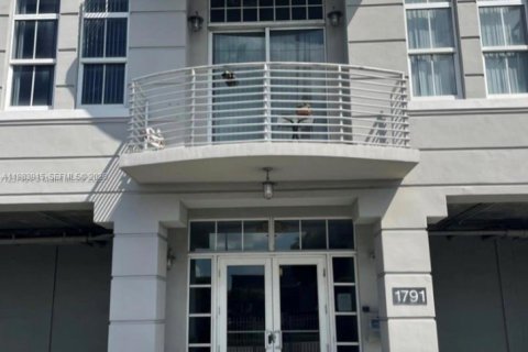 Copropriété à louer à Miami, Floride: 2 chambres, 114.64 m2 № 2047262 - photo 15