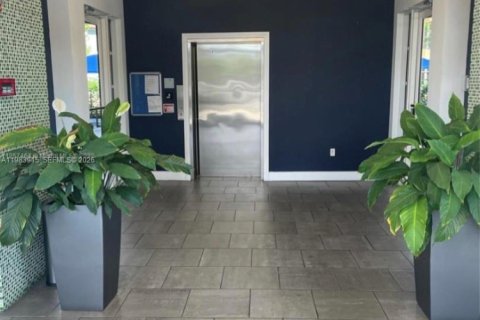 Copropriété à louer à Miami, Floride: 2 chambres, 114.64 m2 № 2047262 - photo 8
