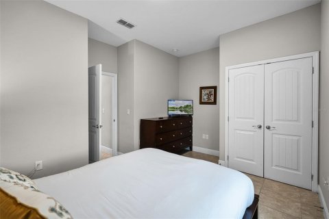 House in Davenport, Florida 7 bedrooms, 301.65 sq.m. № 1777239 - photo 24