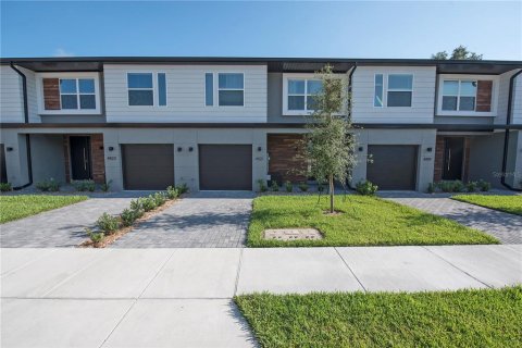 Adosado en venta en Kissimmee, Florida, 4 dormitorios, 162.76 m2 № 1815224 - foto 3