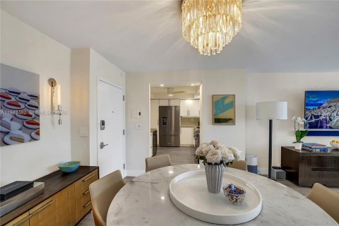 Купить кондоминиум в Халландейл-Бич, Флорида 2 спальни, 115.94м2, № 2005413 - фото 15