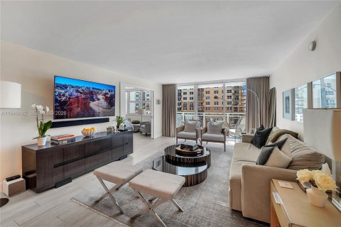 Купить кондоминиум в Халландейл-Бич, Флорида 2 спальни, 115.94м2, № 2005413 - фото 2