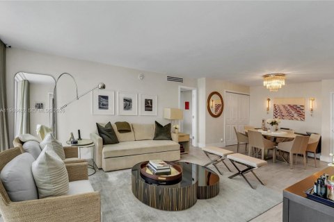 Купить кондоминиум в Халландейл-Бич, Флорида 2 спальни, 115.94м2, № 2005413 - фото 8