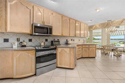 House in Ormond Beach, Florida 2 bedrooms, 285.02 sq.m. № 1893864 - photo 20