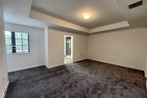 Touwnhouse à louer à Miami, Floride: 3 chambres, 155.24 m2 № 1995704 - photo 9