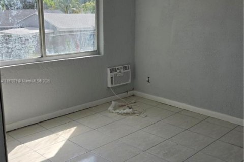 Appartement à louer à Miami, Floride: 1 chambre № 1949894 - photo 10