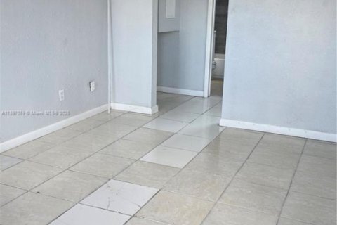 Appartement à louer à Miami, Floride: 1 chambre № 1949894 - photo 8