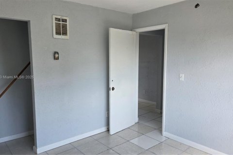 Appartement à louer à Miami, Floride: 1 chambre № 1949894 - photo 7