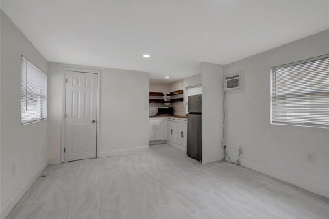 Купить коммерческую недвижимость в Тампа, Флорида 307.41м2, № 1908448 - фото 21