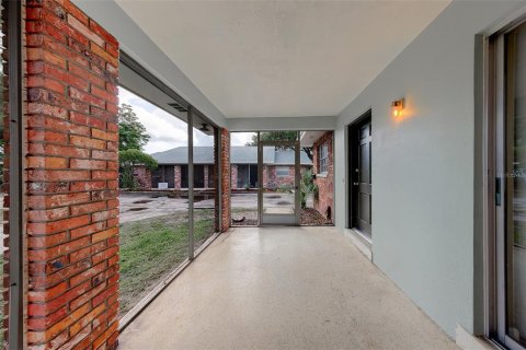 Commercial property in Dunedin, Florida 10 bedrooms, 412.49 sq.m. № 2216123 - photo 30