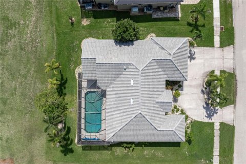 House in Punta Gorda, Florida 3 bedrooms, 239.04 sq.m. № 2198179 - photo 13