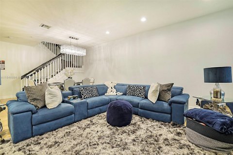 Adosado en venta en Pembroke Pines, Florida, 3 dormitorios, 213.68 m2 № 1854905 - foto 4