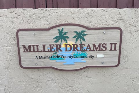 Townhouse in Miami, Florida 1 bedroom, 59.46 sq.m. № 1697768 - photo 18