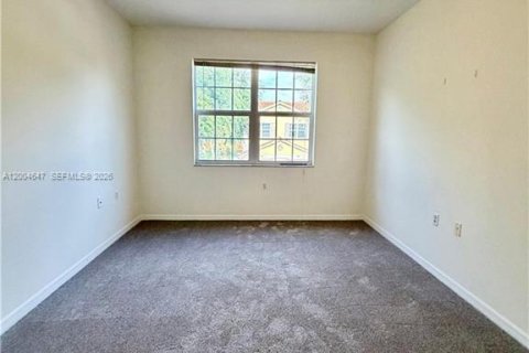 Touwnhouse à vendre à Fort Myers, Floride: 3 chambres № 2068640 - photo 17