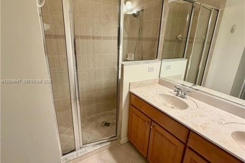 Touwnhouse à vendre à Fort Myers, Floride: 3 chambres № 2068640 - photo 13