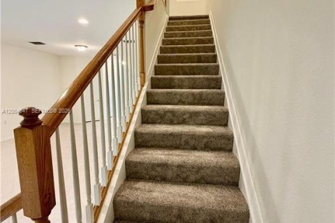 Touwnhouse à vendre à Fort Myers, Floride: 3 chambres № 2068640 - photo 7