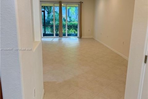 Touwnhouse à vendre à Fort Myers, Floride: 3 chambres № 2068640 - photo 3