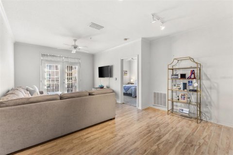 Condo in Tampa, Florida, 2 bedrooms  № 1839959 - photo 12