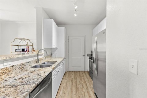 Condo in Tampa, Florida, 2 bedrooms  № 1839959 - photo 26