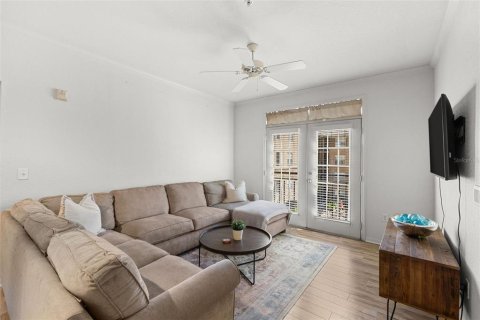 Condo in Tampa, Florida, 2 bedrooms  № 1839959 - photo 8