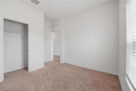 Villa ou maison à louer à Astatula, Floride: 3 chambres, 112.6 m2 № 2435119 - photo 4