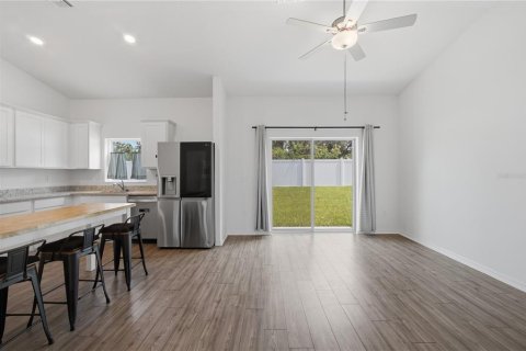 Villa ou maison à louer à Astatula, Floride: 3 chambres, 112.6 m2 № 2435119 - photo 7