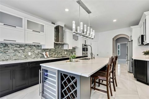 Casa en venta en Wesley Chapel, Florida, 7 dormitorios, 399.67 m2 № 1805227 - foto 11
