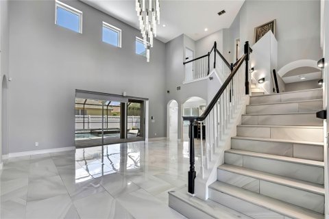 Casa en venta en Wesley Chapel, Florida, 7 dormitorios, 399.67 m2 № 1805227 - foto 7