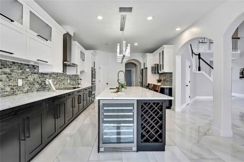 Casa en venta en Wesley Chapel, Florida, 7 dormitorios, 399.67 m2 № 1805227 - foto 12