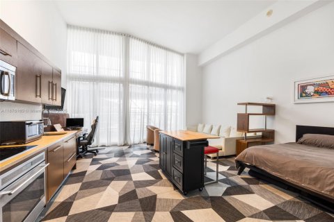 Condominio en alquiler en Miami, Florida, 53.42 m2 № 1926942 - foto 6