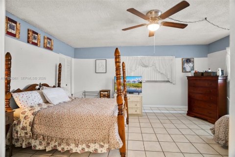 Copropriété à vendre à Lauderhill, Floride: 2 chambres, 110.09 m2 № 2048675 - photo 13