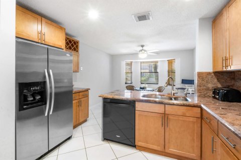 Touwnhouse à louer à Deerfield Beach, Floride: 3 chambres, 212.75 m2 № 2409557 - photo 11