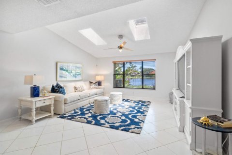 Touwnhouse à louer à Deerfield Beach, Floride: 3 chambres, 212.75 m2 № 2409557 - photo 2