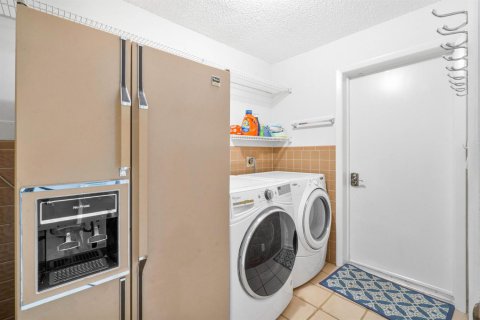 Touwnhouse à louer à Deerfield Beach, Floride: 3 chambres, 212.75 m2 № 2409557 - photo 23