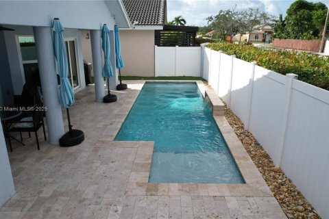 Villa ou maison à vendre à Miami Lakes, Floride: 3 chambres, 176.05 m2 № 1939259 - photo 8