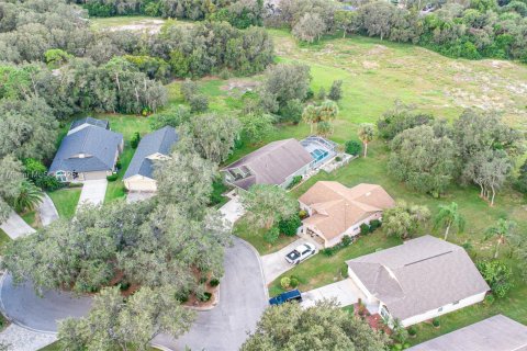 Casa en venta en Lake Wales, Florida, 3 dormitorios, 171.96 m2 № 1941725 - foto 29