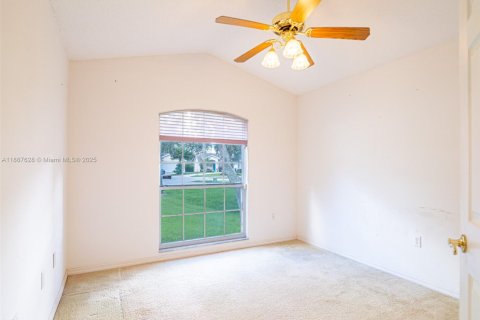 Casa en venta en Lake Wales, Florida, 3 dormitorios, 171.96 m2 № 1941725 - foto 22