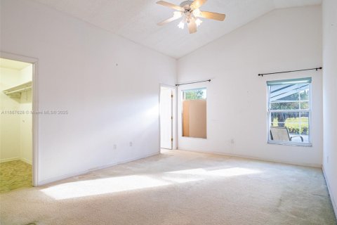 Casa en venta en Lake Wales, Florida, 3 dormitorios, 171.96 m2 № 1941725 - foto 7
