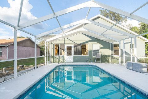Casa en venta en Lake Wales, Florida, 3 dormitorios, 171.96 m2 № 1941725 - foto 24