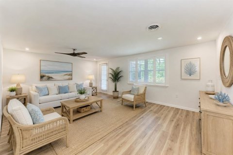 Villa ou maison à vendre à Venice, Floride: 3 chambres, 144.93 m2 № 2201430 - photo 4