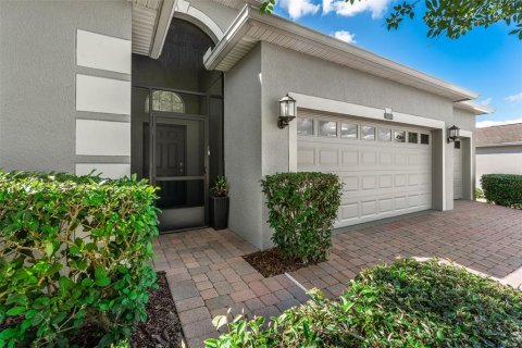 Villa ou maison à vendre à Clermont, Floride: 3 chambres, 237.27 m2 № 2433743 - photo 2