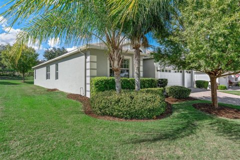 Villa ou maison à vendre à Clermont, Floride: 3 chambres, 237.27 m2 № 2433743 - photo 4