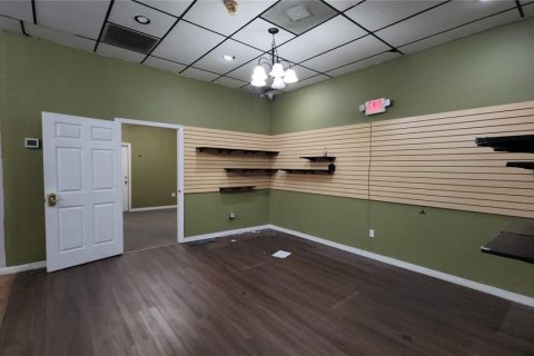 Commercial property in Port Charlotte, Florida 1312.34 sq.m. № 1757242 - photo 13