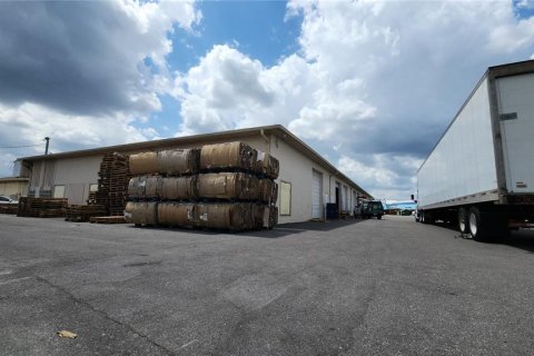 Commercial property in Port Charlotte, Florida 1312.34 sq.m. № 1757242 - photo 7