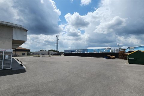 Commercial property in Port Charlotte, Florida 1312.34 sq.m. № 1757242 - photo 6