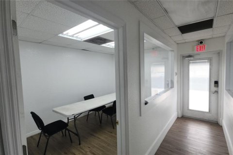 Commercial property in Port Charlotte, Florida 1312.34 sq.m. № 1757242 - photo 18